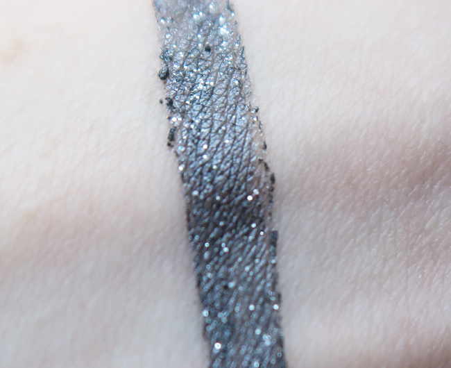 swatch sephora liner glitter grey